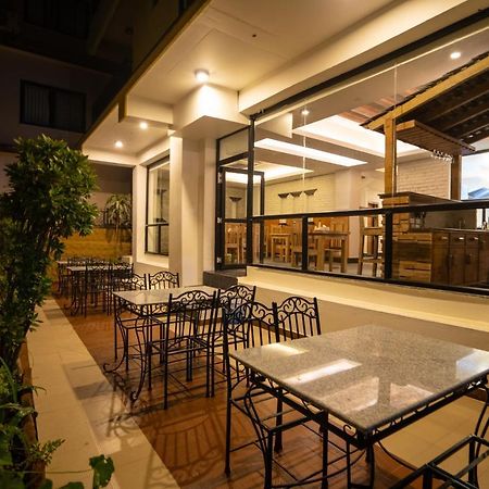 Hotel Mera Peak Private Limited Pokhara Exterior foto